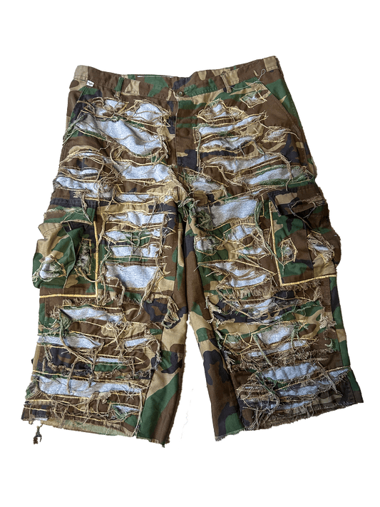 PARASITE HYBRID CAMO SHORTS